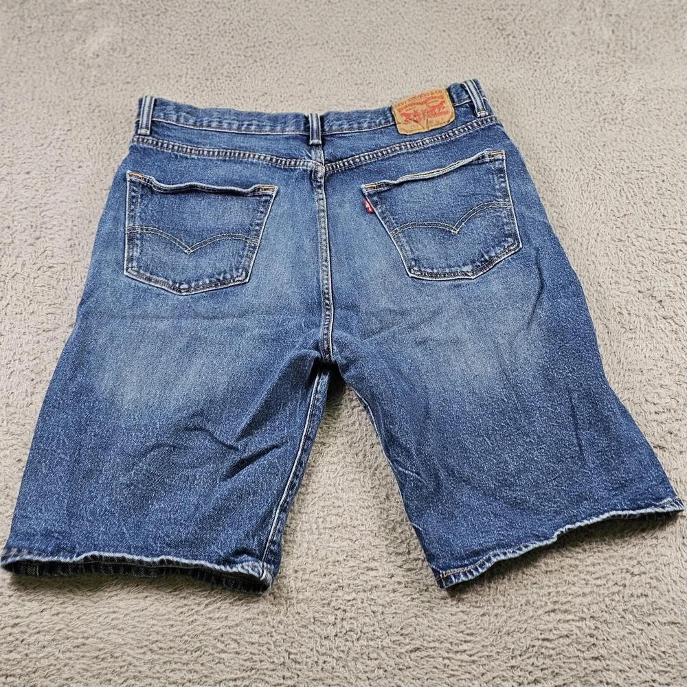 Levis Denim Shorts Mens 34 Medium Wash Distressed Jean 5 Pocket Summer Dad Jorts